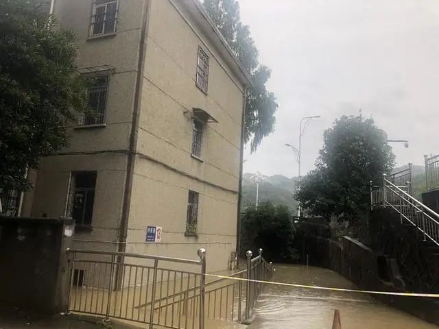杭州发布洪水黄色预警 洪峰预计明早6点抵达闸口站插图5
